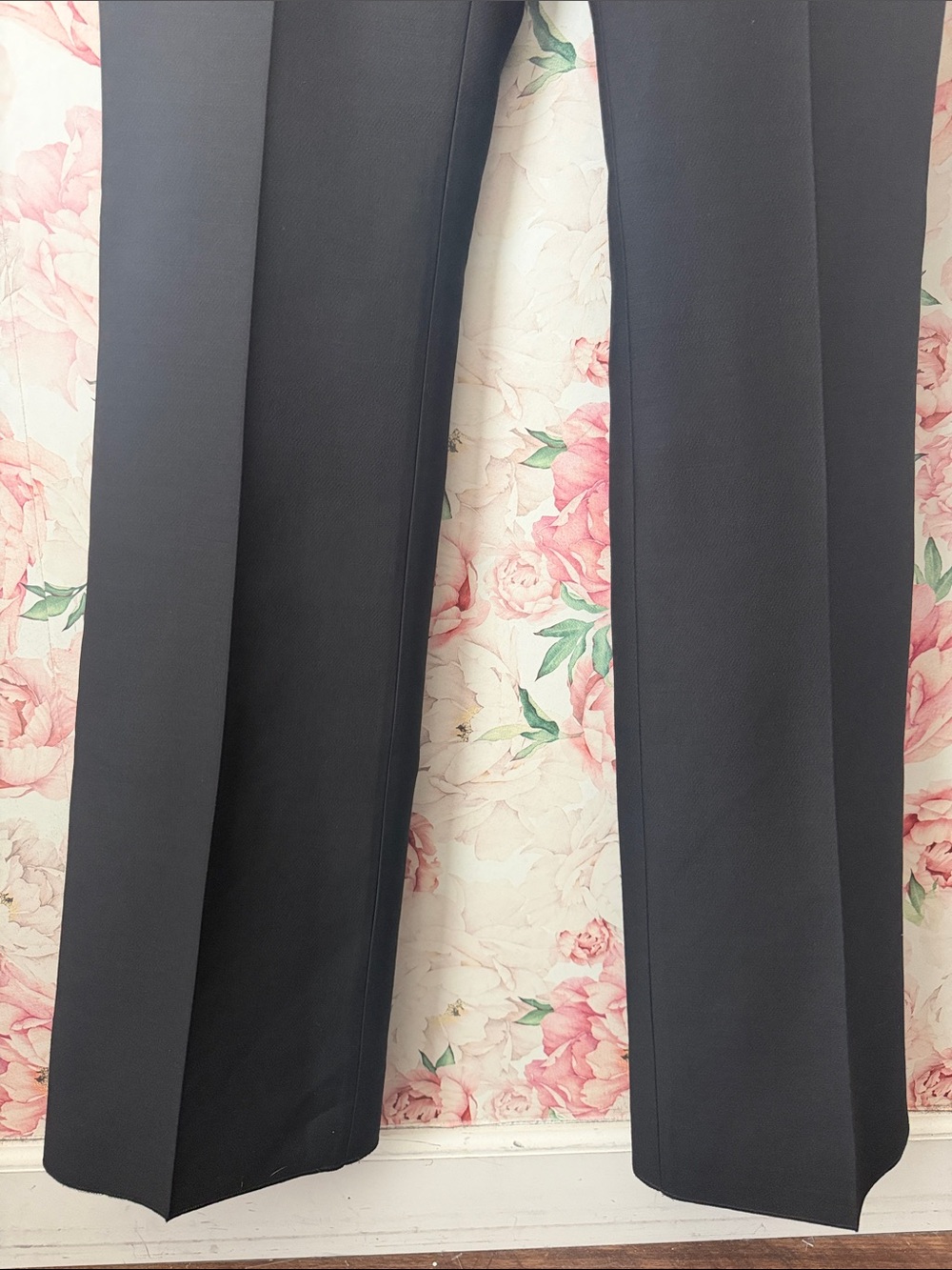 NWT Valentino Women's Crepe Couture dress trousers Slim fit flare Black EUR 42 6 - Picture 4 of 12